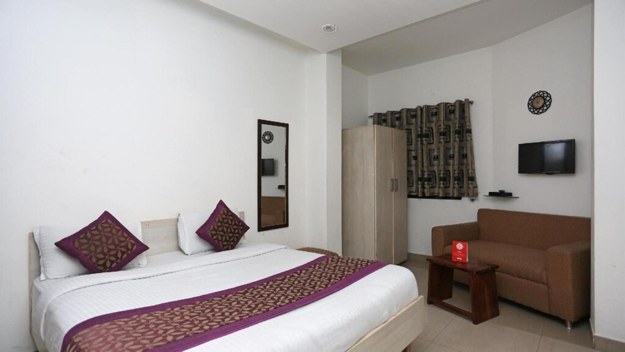 Deluxe Rooms In Jangpura Neu-Delhi Exterior foto