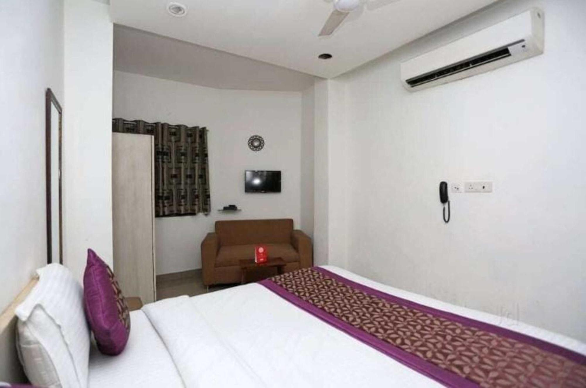 Deluxe Rooms In Jangpura Neu-Delhi Exterior foto