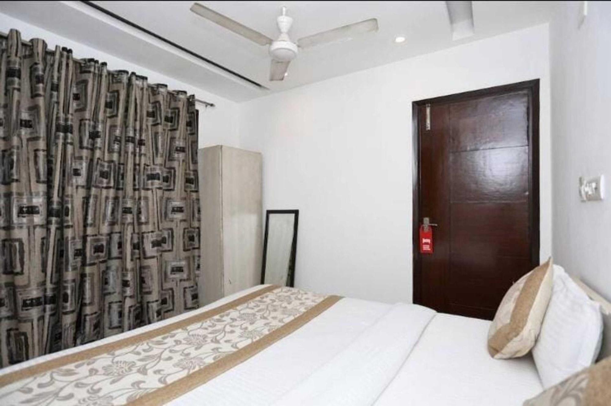 Deluxe Rooms In Jangpura Neu-Delhi Exterior foto