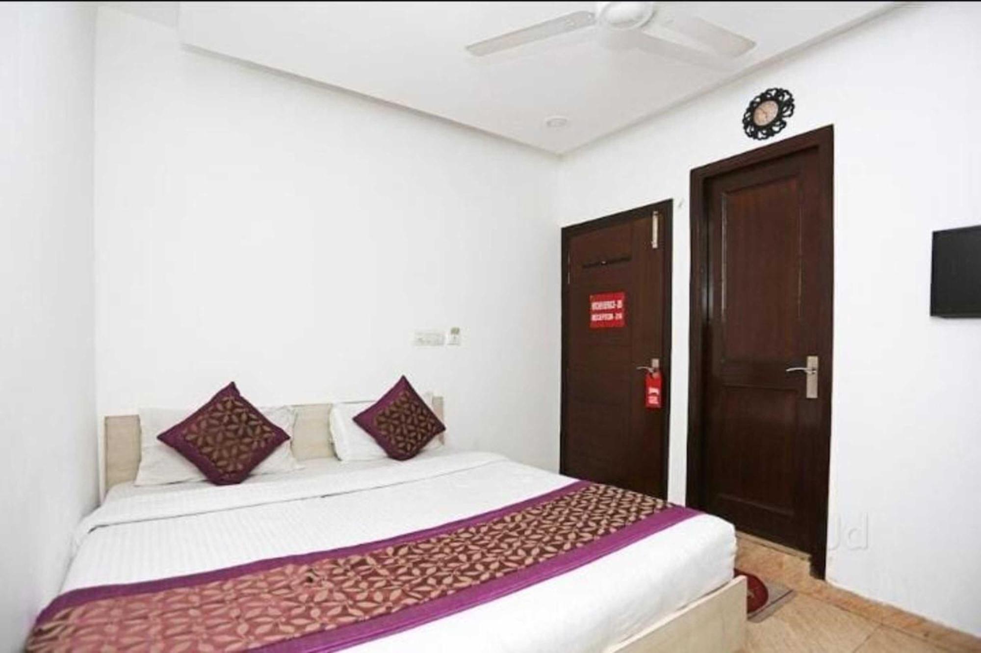 Deluxe Rooms In Jangpura Neu-Delhi Exterior foto