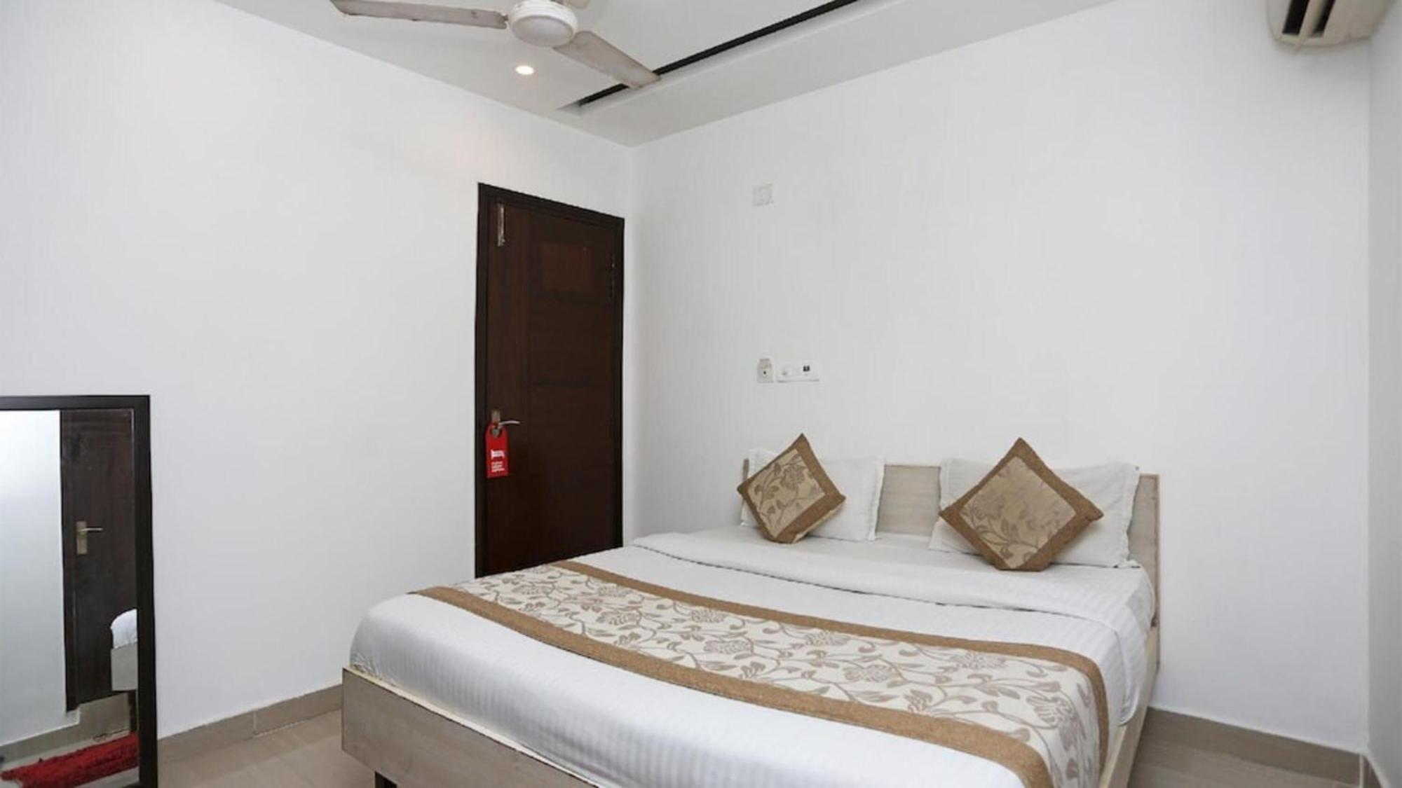 Deluxe Rooms In Jangpura Neu-Delhi Exterior foto