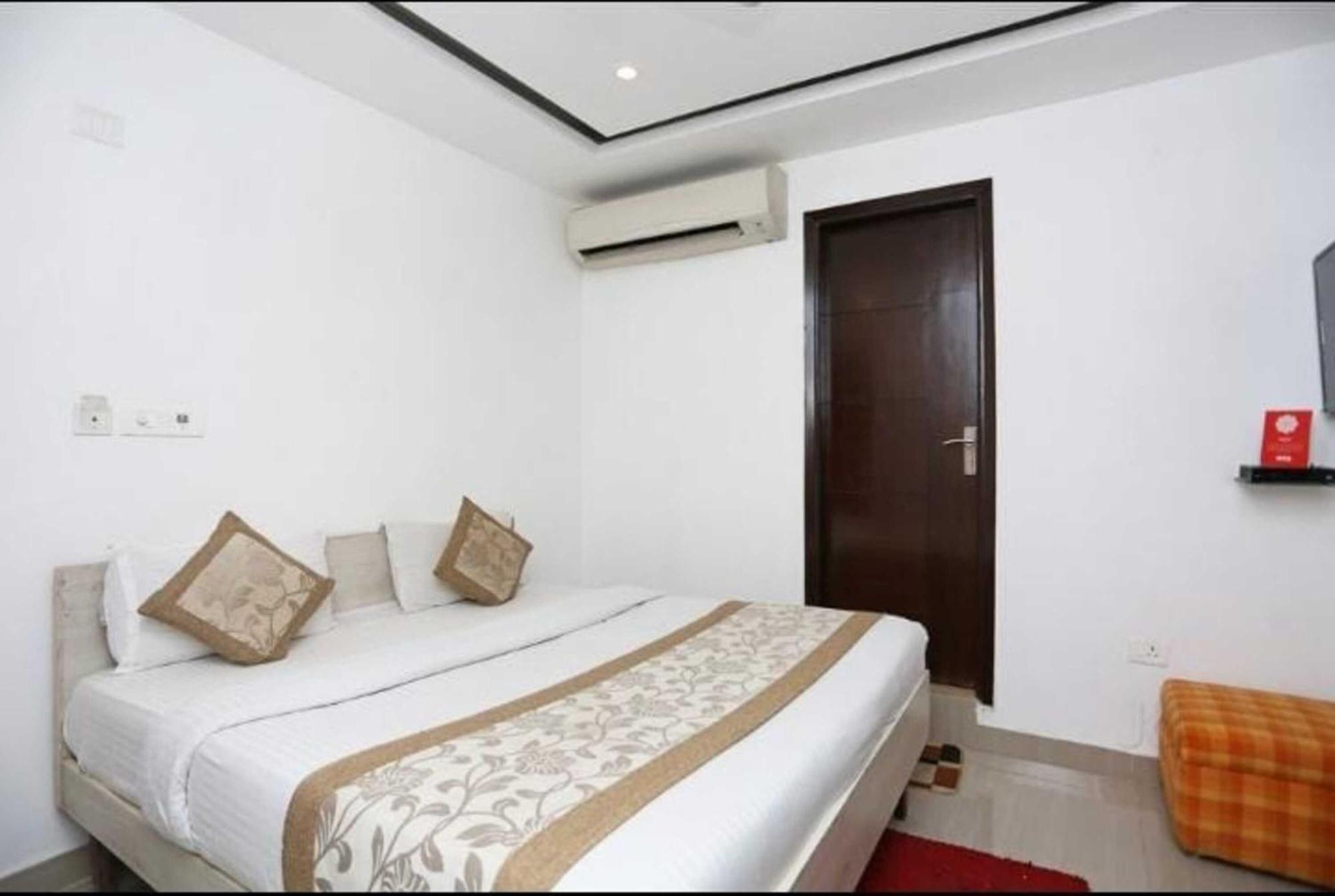 Deluxe Rooms In Jangpura Neu-Delhi Exterior foto